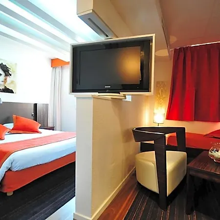 Europole 3*
