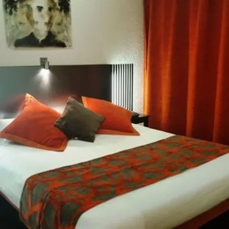 Europole Hotel
