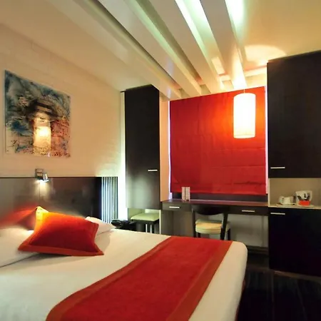 Europole Hotel