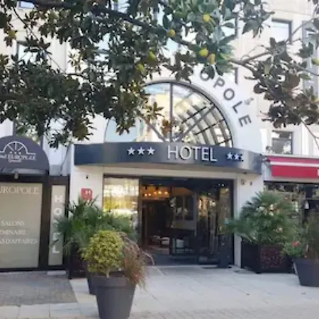 Europole Hotel 3*